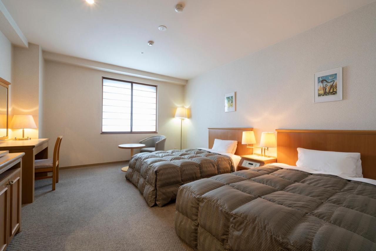Hotel Econo Komatsu Komatsu  Zewnętrze zdjęcie